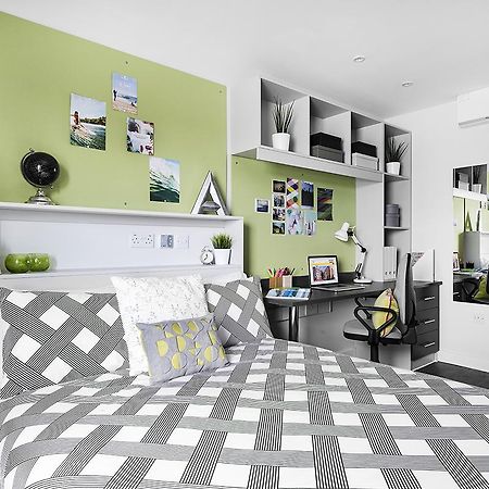 Austen House- Campus Accommodation サウサンプトン エクステリア 写真